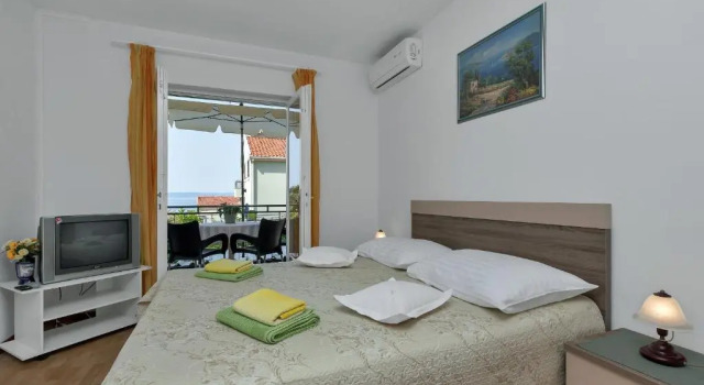 Апартаменты с видом на море Family apartments Leona Makarska