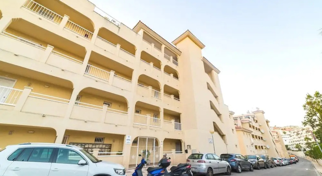 Calle Ancla - 6  Pax - Torrequebrada - 2306-KPAW, Забронировать Отель Отели Бенальмадена с парковкой, рядом с Playa de Arroyo Hondo, Парковка