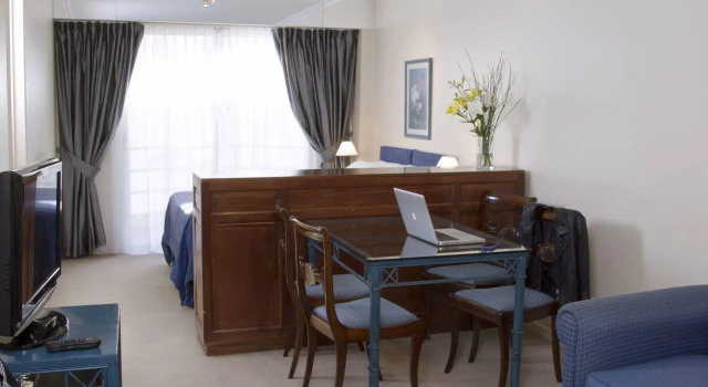 Mayla Apartments