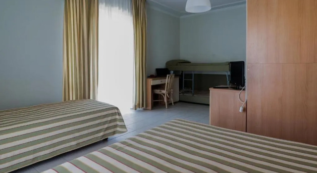 Четырёхместный номер Superior Hotel Jollino