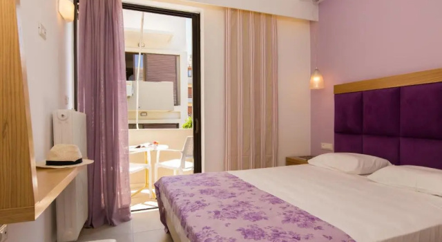 Двухместный номер Superior Eltina Hotel