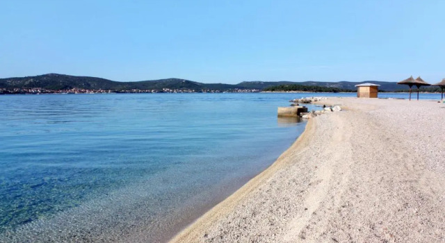 Apartments with a parking space Biograd na Moru, Biograd - 18928, Забронировать Апартаменты/квартира Отели Биоград-на-Мору с парковкой, рядом с Частный Пляж «Кемп Сенди», Парковка