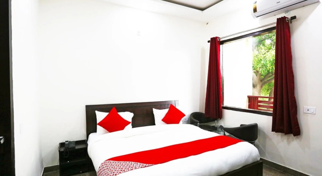 Oyo 43950 Hotel Green Acre
