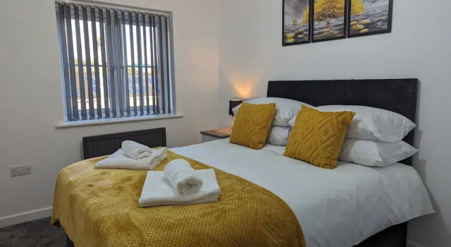 Leyland Road Retreat - 4 Bedroom House, Забронировать Отель Отели Англии 3 звезды, 3*