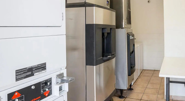 Четырёхместный номер Standard Motel 6 Grand Prairie, TX - Near Six Flags Drive