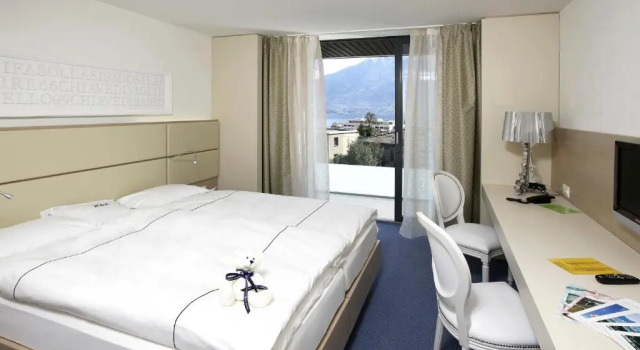Семейный номер Standard с балконом Hotel Muralto Locarno