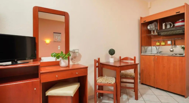 Студия Hotel Makrina