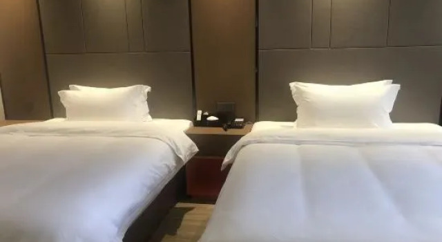Семейный люкс Home Inn·neo (Zoucheng Mankeng East Road Yanmei Headquarters Store)