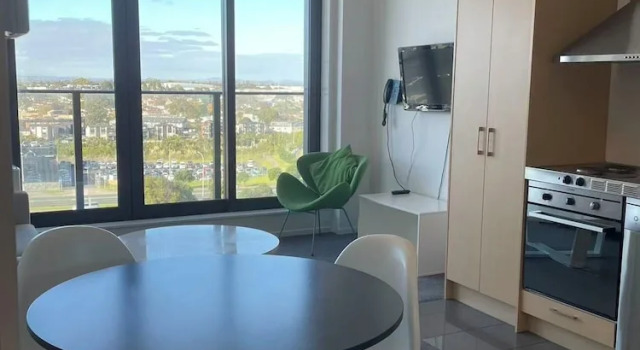 Апартаменты Standard с 2 комнатами с балконом и с видом на город MCentral Apartments Manukau
