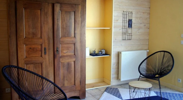 Chambre d'hôtes La Pergola du Sourire, Rezervasyon Otel Retaud Charente-Maritime
