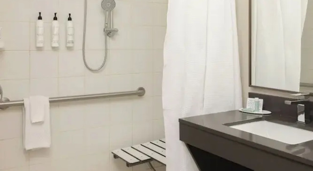 Люкс Fairfield Inn and Suites by Marriott Fort Wayne