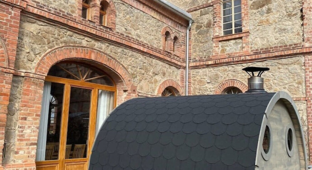 Galeriewohnung mit 7 m Raumhohe, Whirlwanne & Kamin - Best Price!, Prenota Appartamento Hotel a Sassonia con parcheggio, Parcheggio
