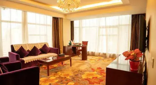 Люкс Deluxe Jinyu Longcheng Hotel