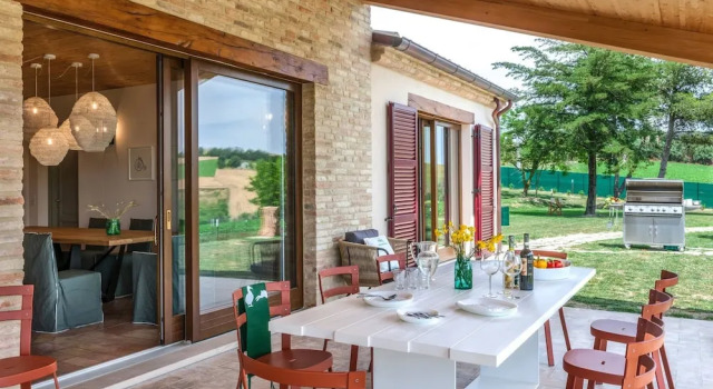 Вилла I Gelsi 12&2 by Marche Holiday Villas