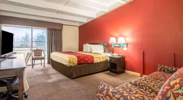 Двухместный люкс Perry Inn & Suites National Fairground I 75