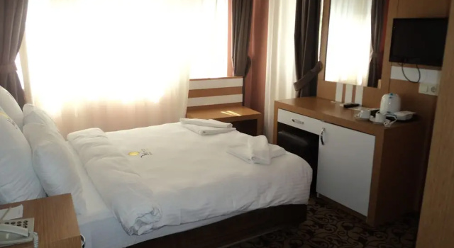 Двухместный номер Standard с балконом и с частичным видом на море Monte Hotel