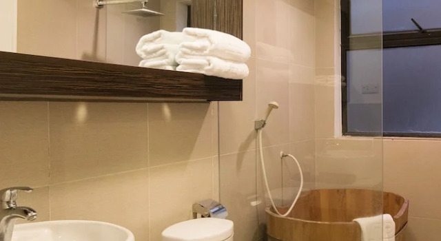 Трёхместный номер Standard с видом на город Hoa Binh Hotel