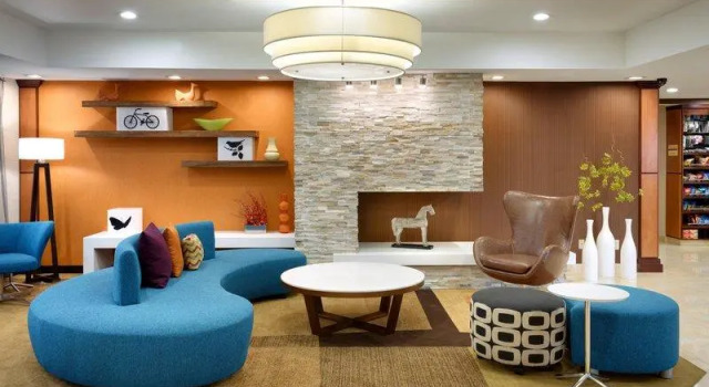 Кровать в общем номере Spark by Hilton Salt Lake City Airport