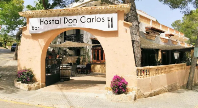 Economică cameră Don Carlos