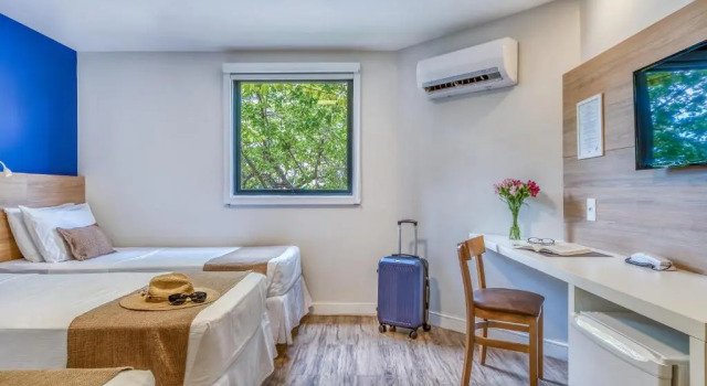 Трёхместный номер Standard Cais da Praia Hotel