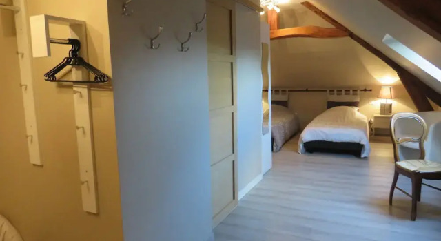 Четырёхместный номер Standard Мансарда с 4 комнатами Les Chambres de la Mare aux Saules