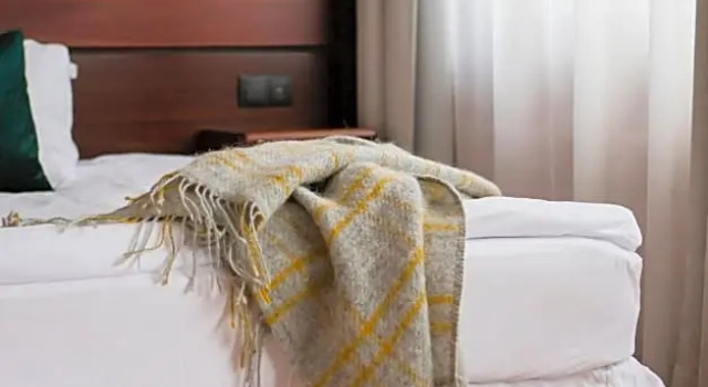 Номер Standard с балконом Отель Holt - The Art Hotel