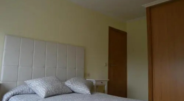 Apartment Do Sar, Забронировать Апартаменты/квартира Отели Сантьяго-де-Компостелы с парковкой, рядом с Estatua de Afonso II, Парковка