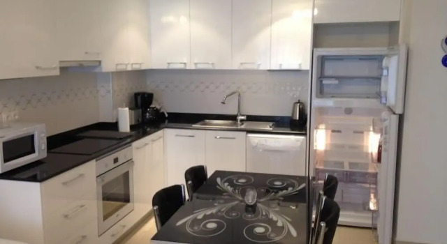 Апартаменты с балконом Crystal Garden A15