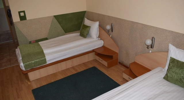 Hotel Zimbru, Varaa Hotelli Cluj-Napoca Cluj