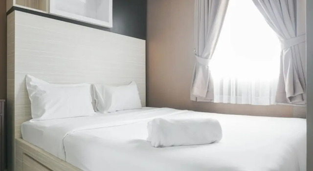 Simple And Cozy Living 2Br At Green Pramuka City Apartment, Prenota Appartamento Cempaka Putih 