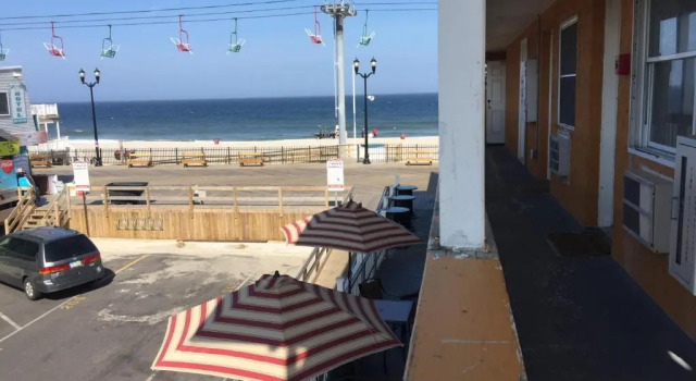 Двухместный номер Standard Boardwalk Hotel Charlee & Apartments Beach Hotel Oceanfront