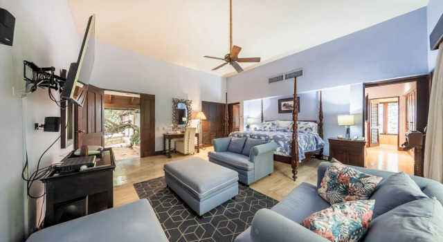Wonderful 5BR Villa w Jacuzzi at Ingenio