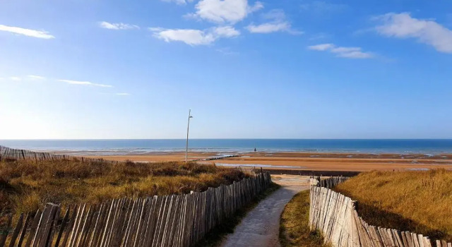 Апартаменты Résidence Front de mer Cabourg - Accès direct plage