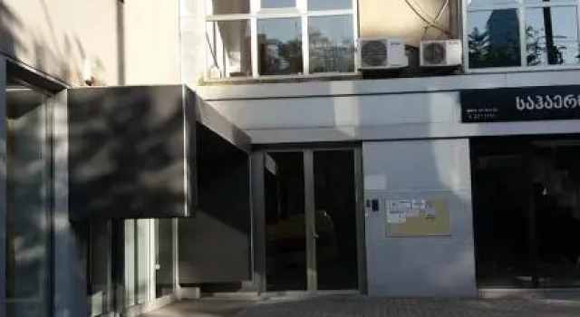 Irina's Apartment, Забронировать Апартаменты/квартира Мтацминда Тбилиси, рядом с Tеатр имени Марджанишвили