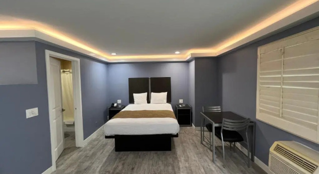 Люкс Deluxe Deluxe Inn Hawthorne/ LAX