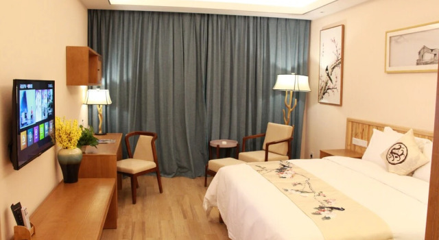 Queshan Lake Arcadia International Resort, Book Resort Hotels in Hebei with a Pool, Swimming Pool