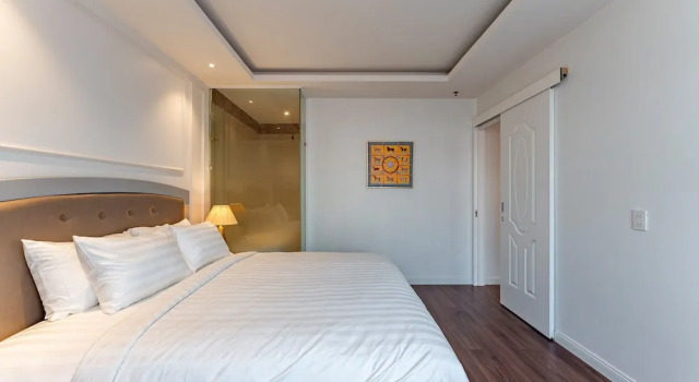 Golden Star Hotel & Apartment