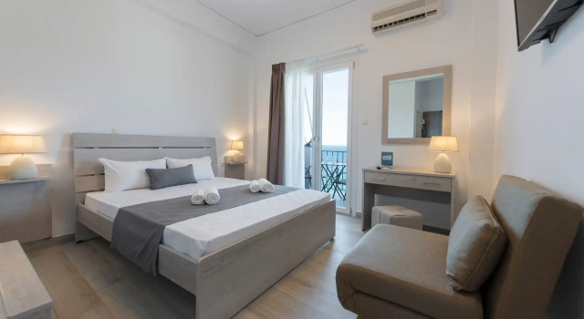 Номер Superior Paraskevas Beach Hotel