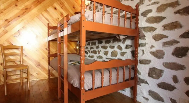 Gîte Saint-Julien-Chapteuil, 3 pièces, 4 personnes - FR-1-582-109