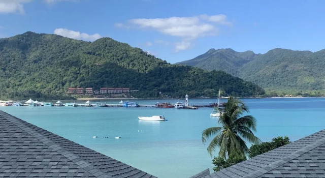 Вилла с балконом и с видом на море Bhuvarin Resort