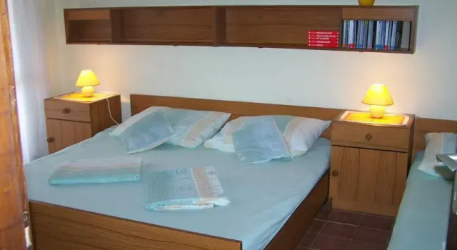 Apartments Ivana, Prenota Appartamento Hotel a Kvarner con parcheggio, Parcheggio