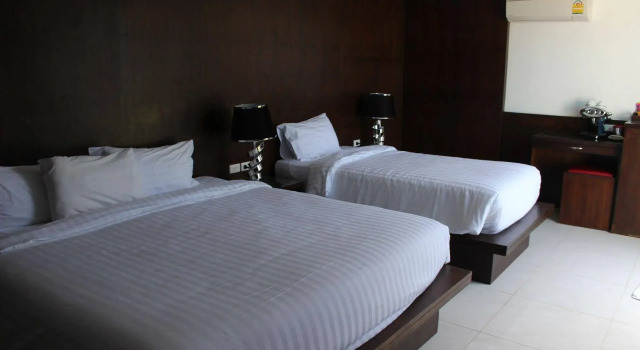 Capannina Inn, Забронировать Отель Отели Южного Таиланда с парковкой, Парковка