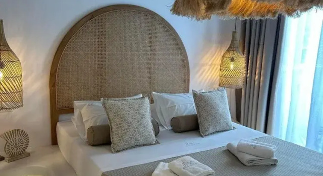 Семейный номер Standard с балконом Kohylia Beach Guest House