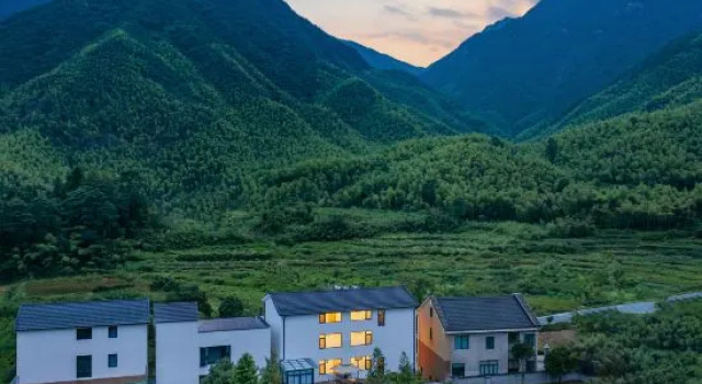Mountain Streams POSON·Designer Vacation Boutique Inn