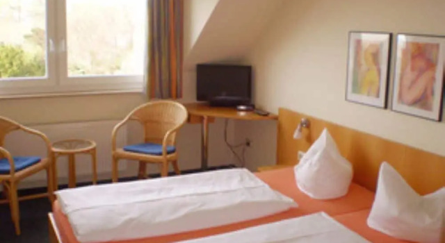 Pension "Am Achterwasser", Book Hotel Hoteller i Ueckeritz med morgenmad, Morgenmad