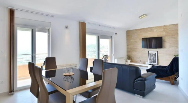 Апартаменты с 3 комнатами Apartments Jukic