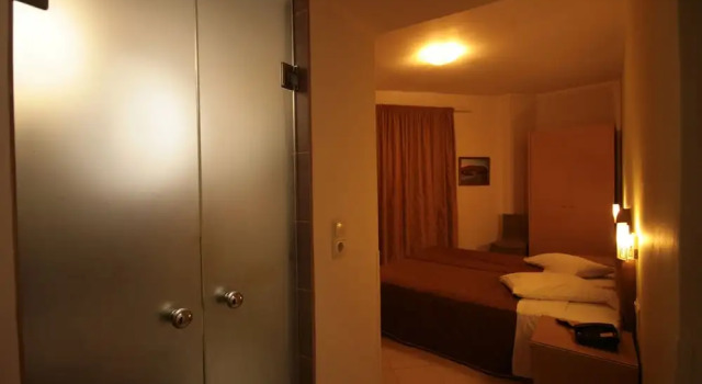 Номер Standard с балконом и с видом на город Kronos Hotel
