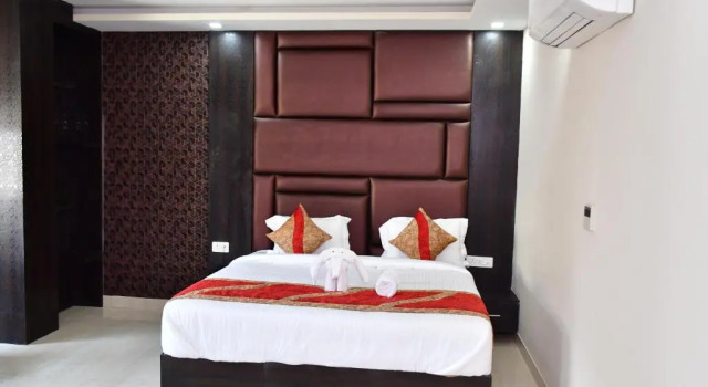Hotel Royal Inn igi, Забронировать Отель Отели Нью-Дели с завтраком, Завтраки