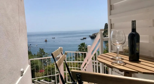 Вилла c 1 комнатой Paradisea Taormina Guillhome