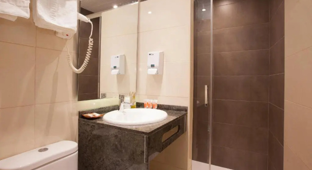 Трёхместный номер Hostal Fernando